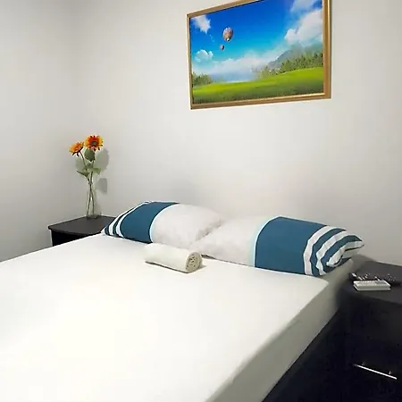Beijing Hotel 3*